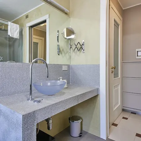 Navigli - Di Classe Con Terrazza Milano